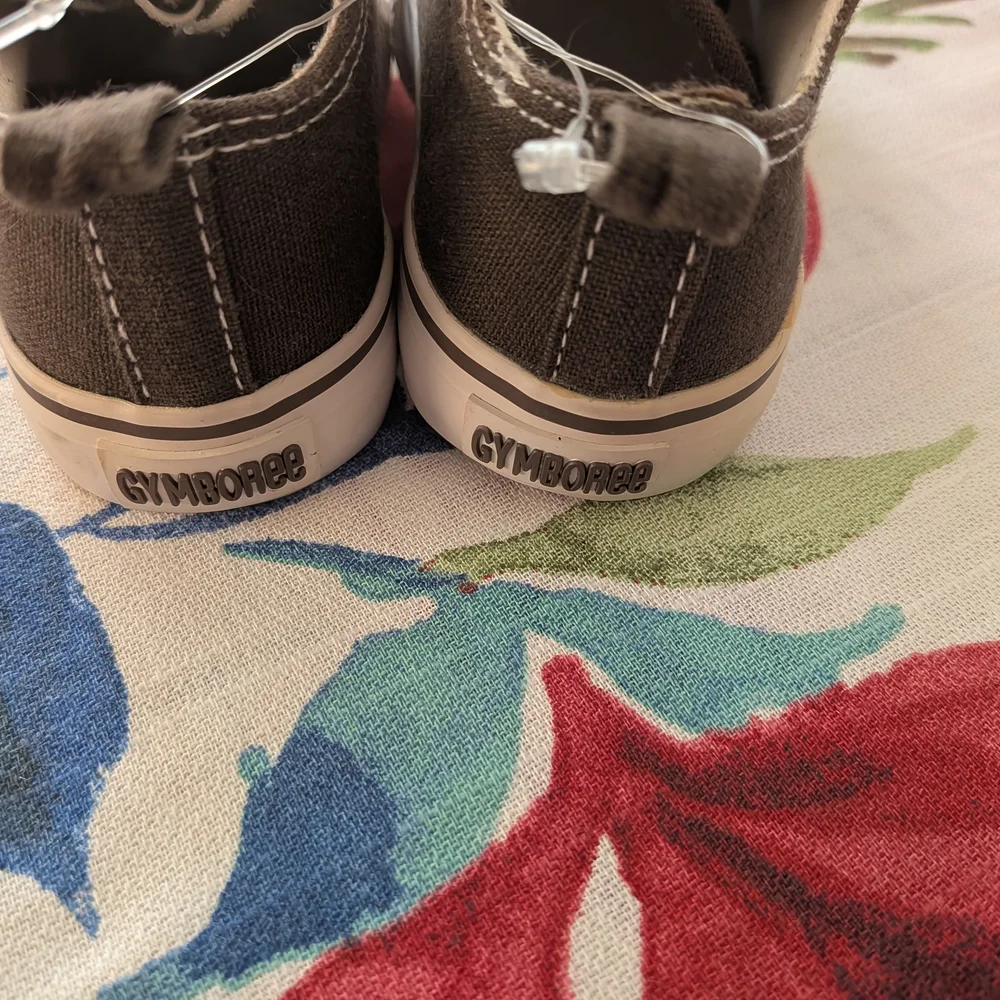 Gymboree Baby Brown Canvas Sneakers - Picture 3 of 6